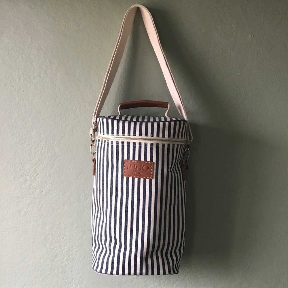 NWOT Insulated Wine Picnic Tote